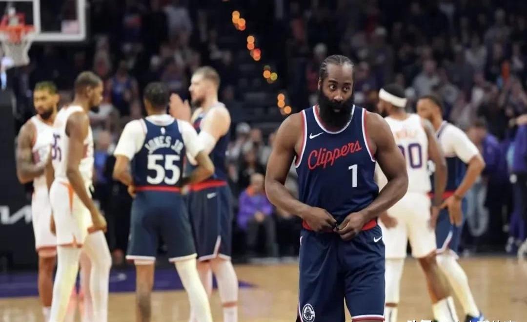 开云体育中国-太阳主场全队发挥逆袭打败快船的简单介绍