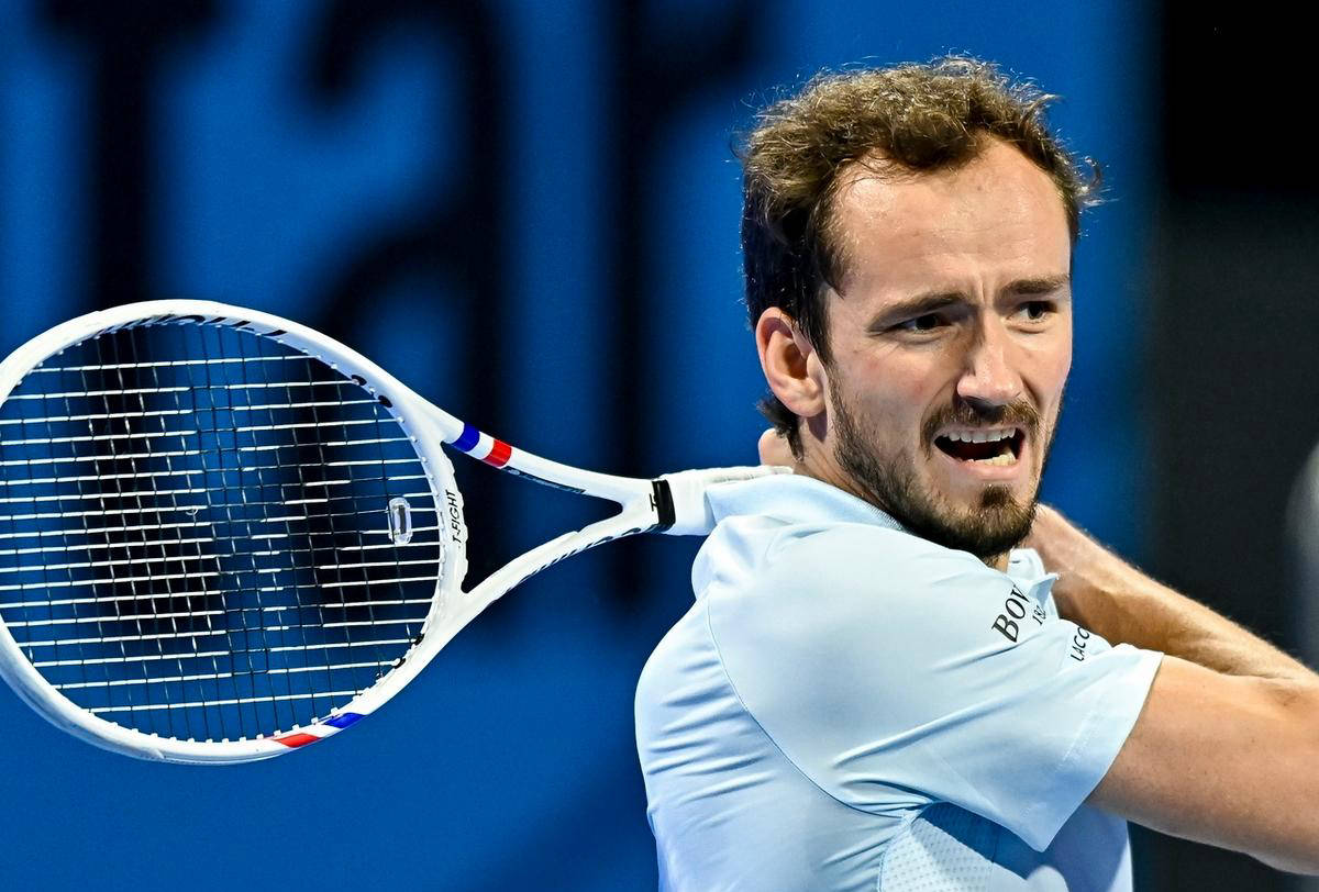 开云体育官网-关于意大利网球队险胜日本网球队，梅德韦杰夫惊艳世界的信息