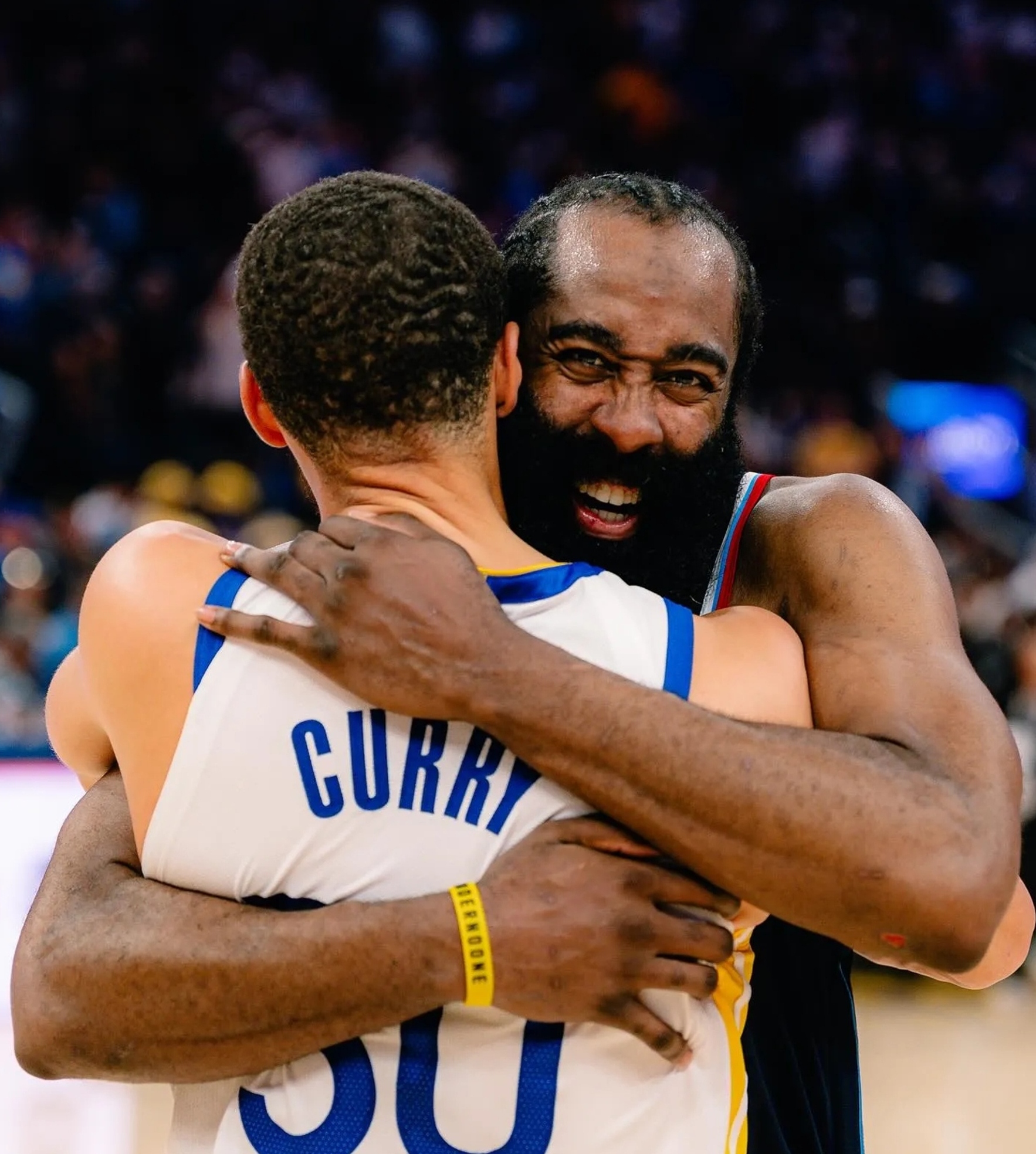 奇才鏖战意大利男篮，哈登送出助攻