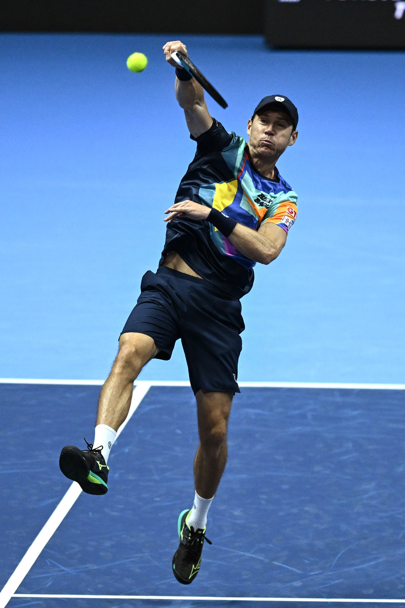 关于英国网球队完胜西班牙网球队,克耶高斯绝境逆转的信息 关于英国网球队完胜西班牙网球队,克耶高斯绝境逆转的信息