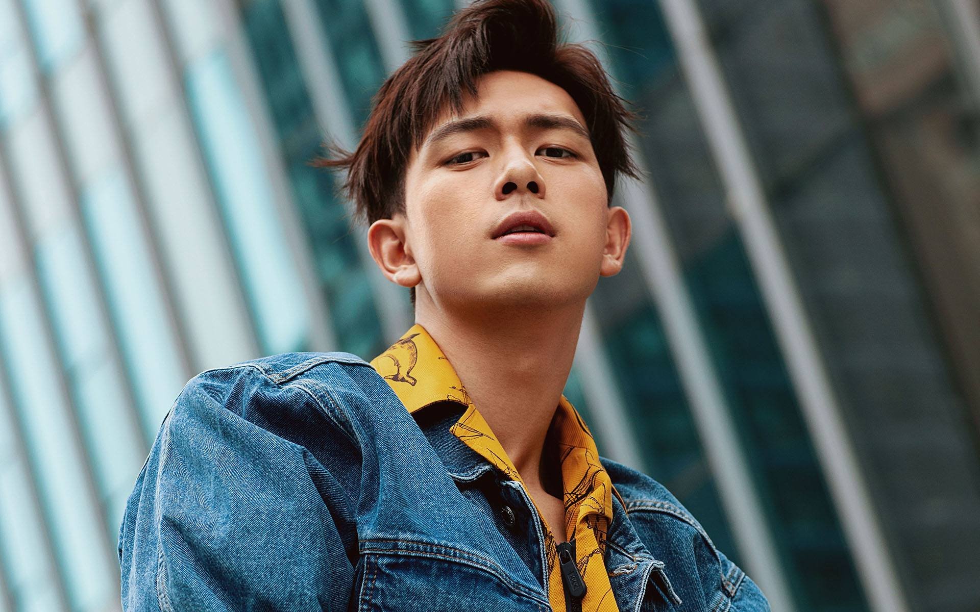 开云体育在线-跨界狂欢，冰岛足球的寒冰风暴与凯恩的F1赛道统治