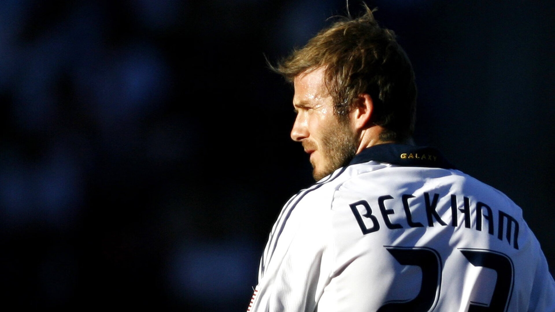 开云平台-决胜时刻，从东决战火到拜仁寒刃，竞技体育的冰冷与灼热